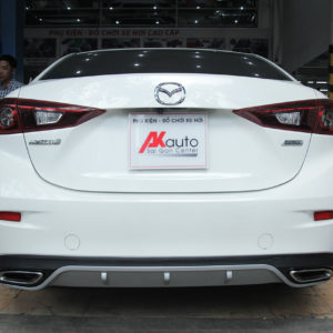 ĐỘ LIP ỐP CHIA PÔ CẢN SAU XE MAZDA 3